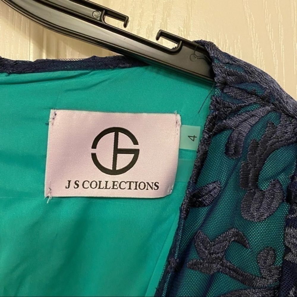 JS Collections Embroidered Sheath Dress in Navy Blue/Kelly Green - Picture 14 of 14